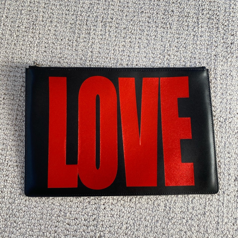 Givency Women’s Love Bag / Pouch